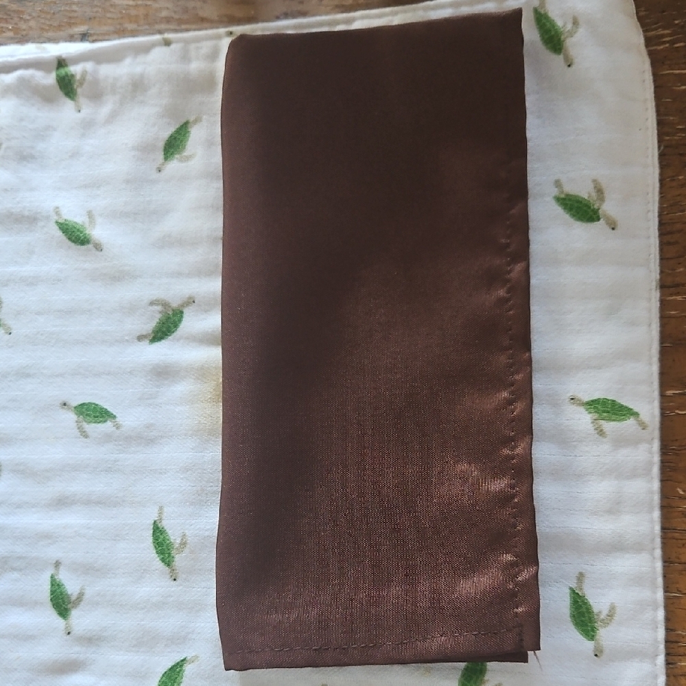 Set of 12 Polyester 17" x 16.5" Table Napkins.
